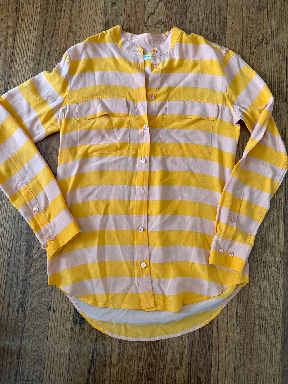 Equipment Femme Silk Striped Button Blouse XS